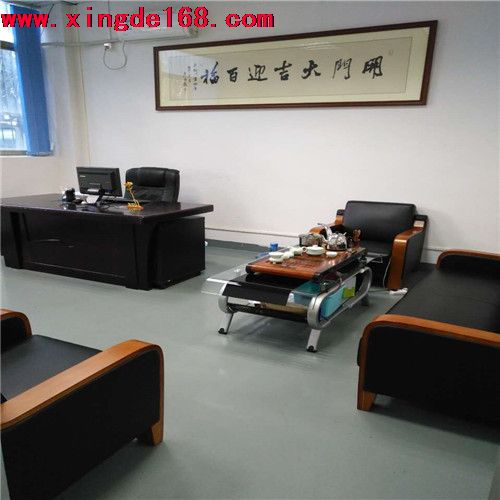 買(mǎi)一套快速卷簾門(mén)，你需要花費(fèi)這么多錢(qián)